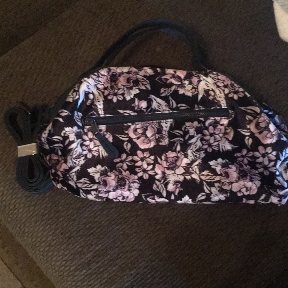 Super cute velvety purse!